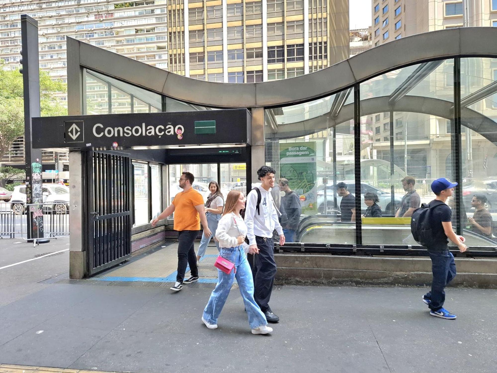 Ap 713 - A Poucos Passos Da Avenida Paulista! Apartamento São Paulo